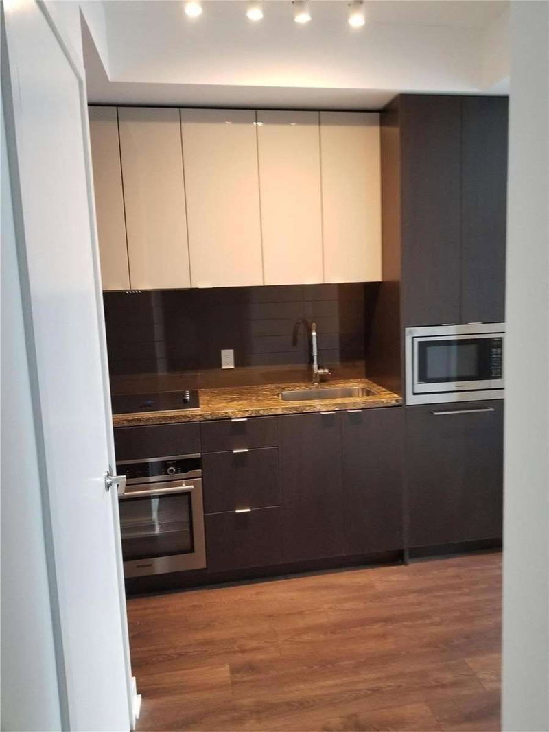 3707 - 125 Blue Jays Way, Toronto, M5V0N5 | Image 2