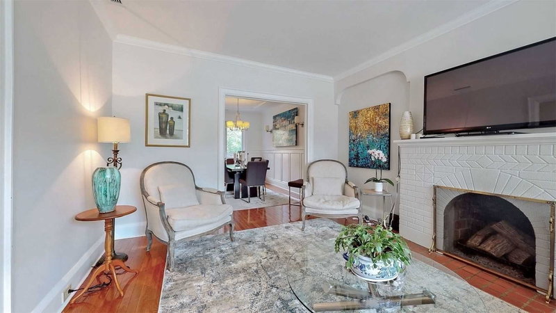 203 Melrose Ave, Toronto, M5M1Y9 | Image 2