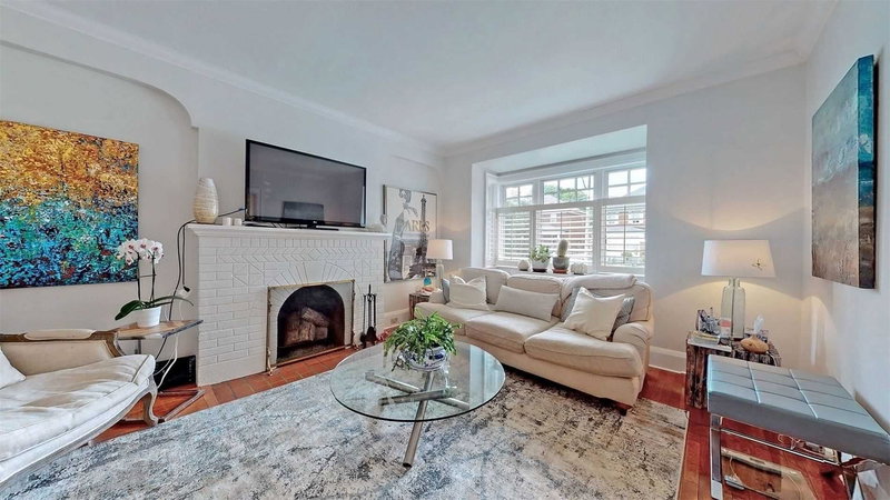 203 Melrose Ave, Toronto, M5M1Y9 | Image 3