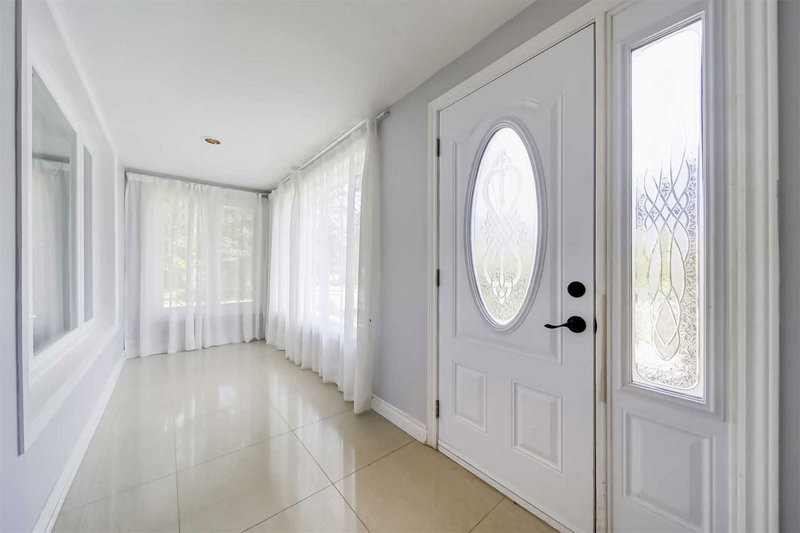 22 Denlow Blvd, Toronto, M3B 1P4 | Image 3