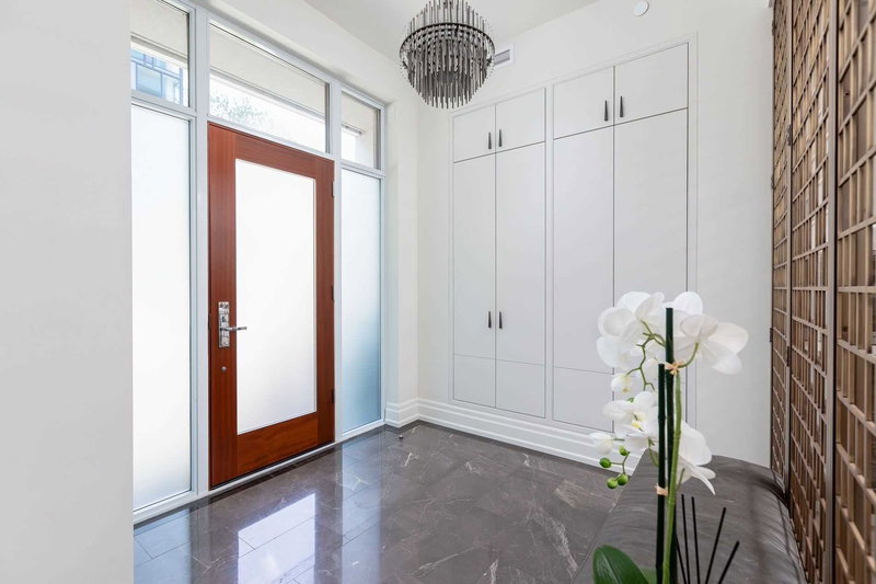 133 Pears Ave, Toronto, M5R1T3 | Image 2