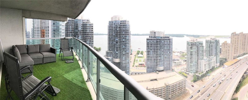 3811 - 19 Grand Trunk Cres, Toronto, M5J 3A3 | Image 2