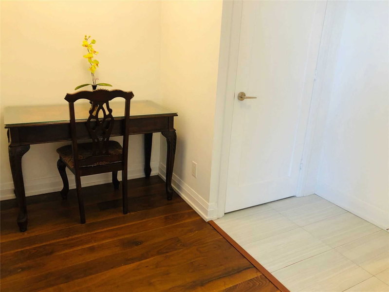Room2