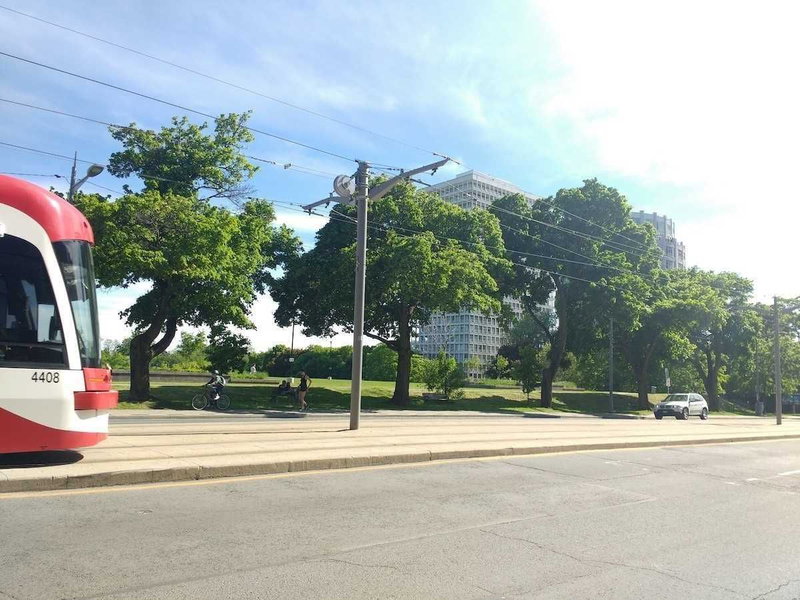 512 - 6 Parkwood Ave N, Toronto, M4V 0A3 | Image 3