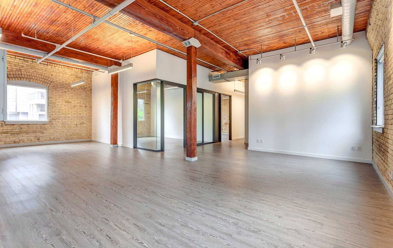 4th Flr - 18 Gloucester Lane, Toronto, M4Y1L5 | Image 3
