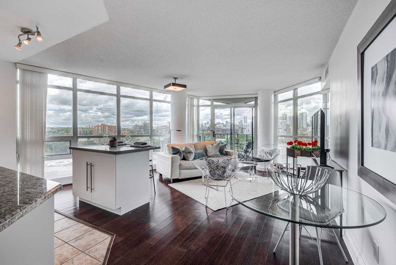 1120 - 231 Fort York Blvd, Toronto, M5V1B2 | Image 3