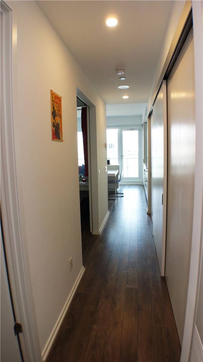 2003 - 197 Yonge St, Toronto, M5B1M4 | Image 2