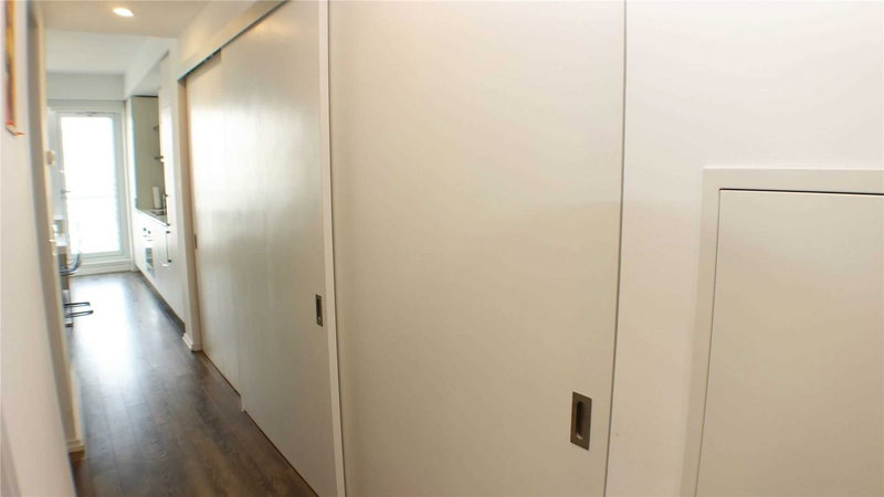 2003 - 197 Yonge St, Toronto, M5B1M4 | Image 3