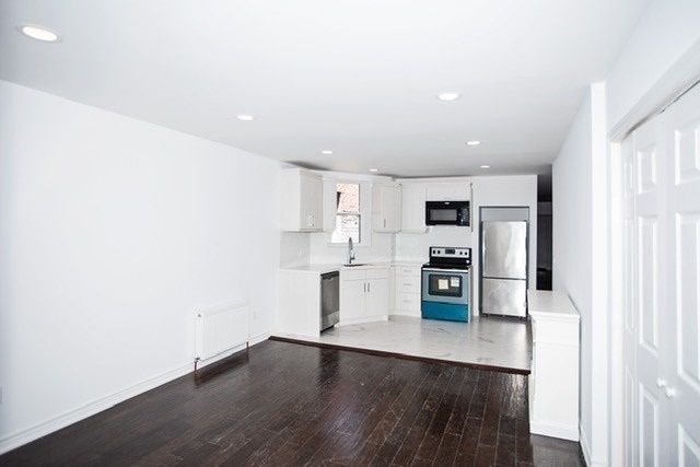 3rd Flr - 1116 College St, Toronto, M6H1B5 | Image 2