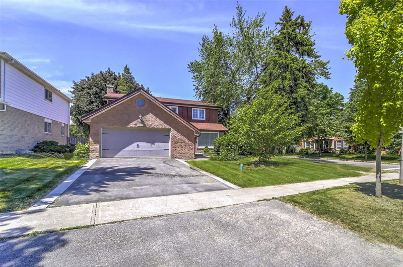22 Denlow Blvd, Toronto, M3B 1P4 | Image 2