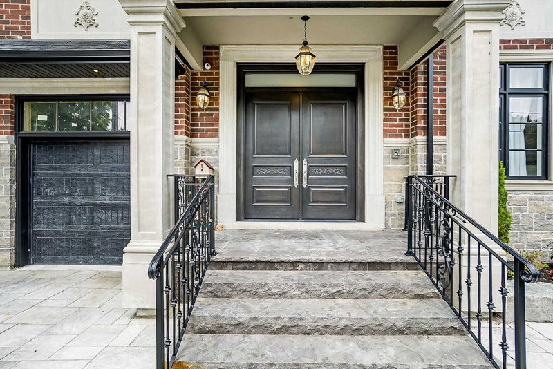 32 Truman Rd, Toronto, M2L2L5 | Image 2