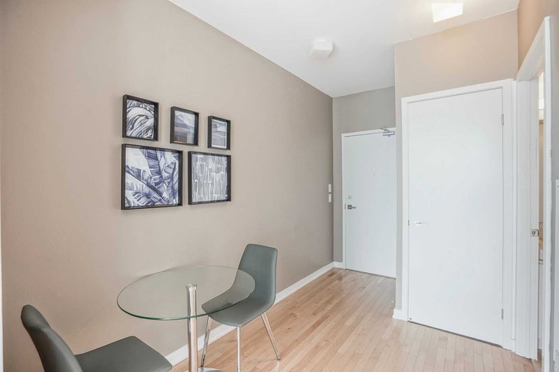 1807 - 14 York St, Toronto, M5J2Z2 | Image 3