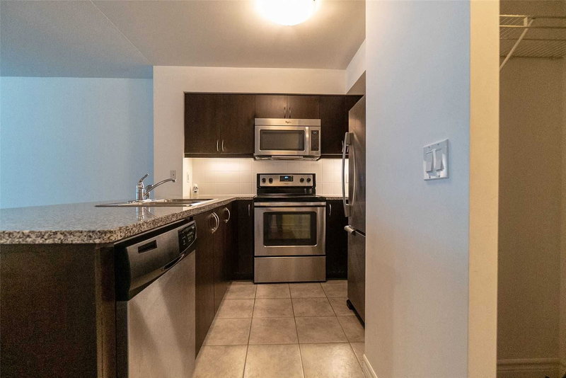 1008 - 19 Grand Trunk Cres, Toronto, M5J3A3 | Image 2