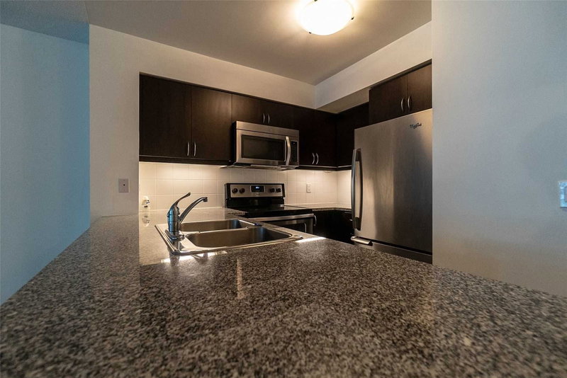 1008 - 19 Grand Trunk Cres, Toronto, M5J3A3 | Image 3