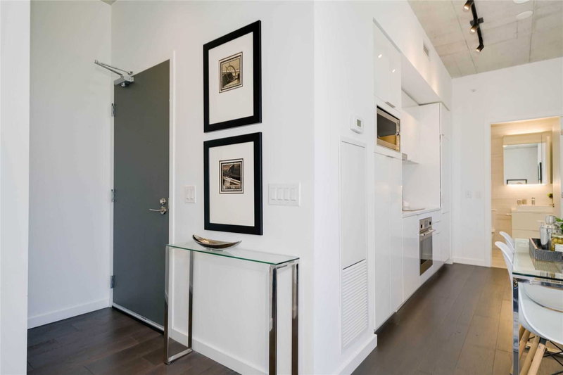 711 - 170 Bayview Ave, Toronto, M5A 0M4 | Image 3