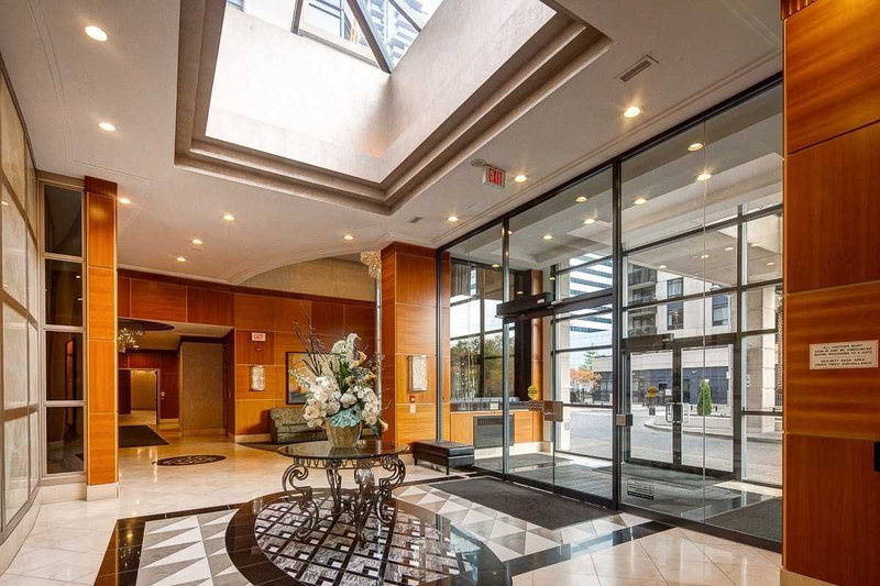 815 - 155 Beecroft Rd, Toronto, M2N7C6 | Image 2