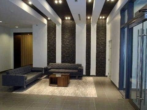 727 - 20 Bruyeres Mews, Toronto, M5V0G8 | Image 2