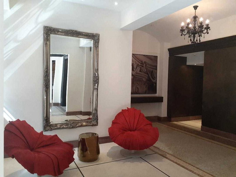 1409 - 197 Yonge St, Toronto, M5B1M4 | Image 2