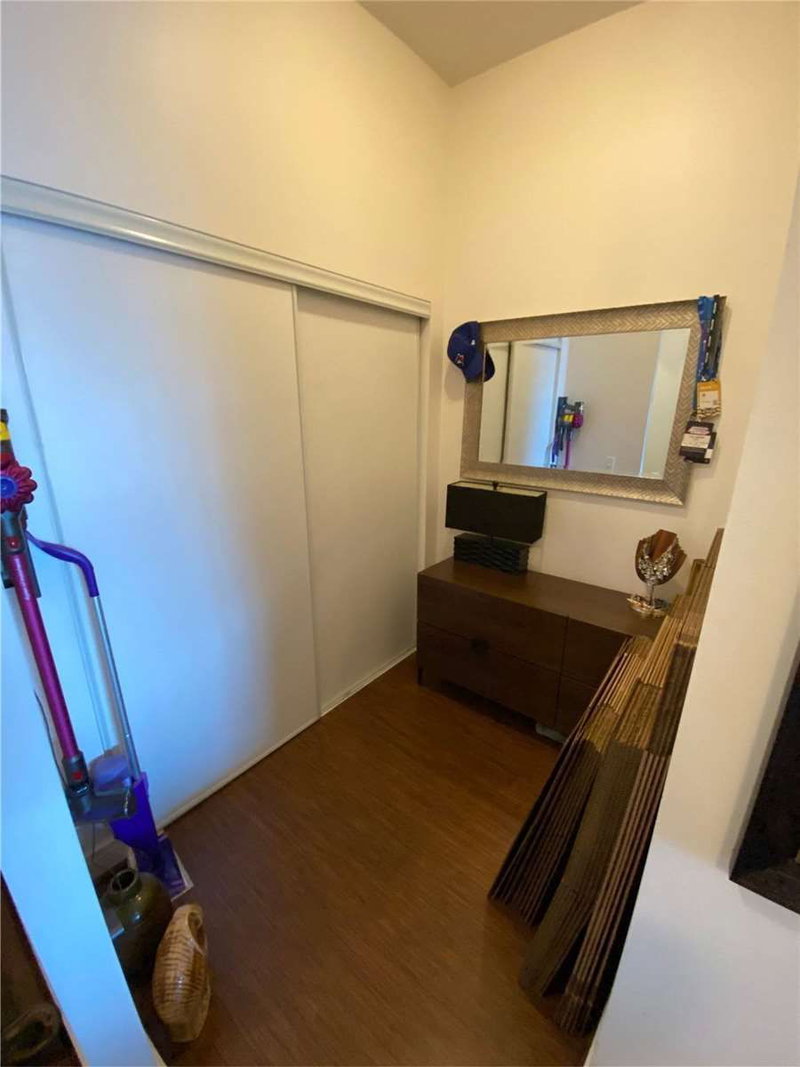 Room1