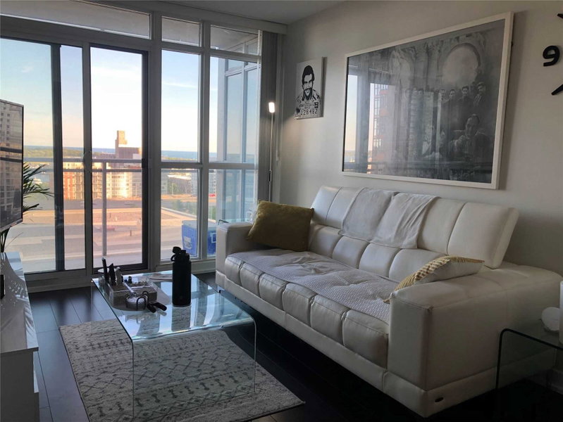 Room1