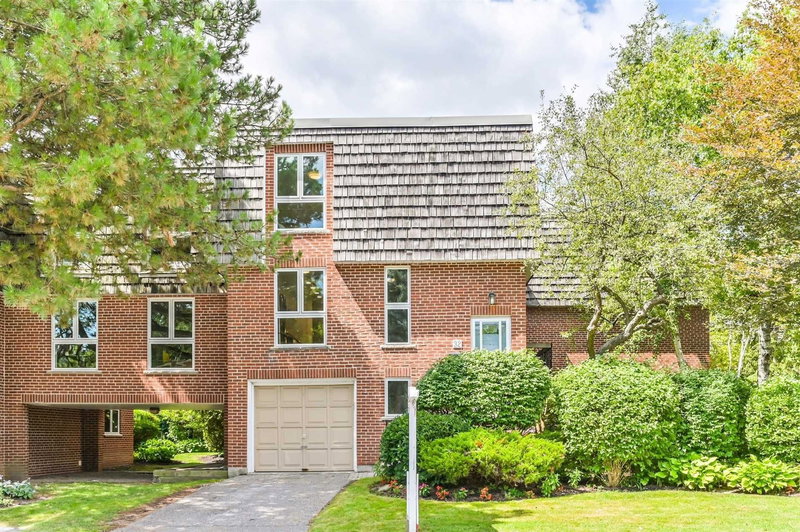 32 Scenic Mill Way, Toronto, M2L1S5 | Image 2