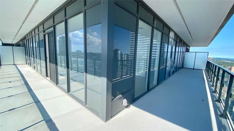 3703 - 955 Bay St, Toronto, M5S0C6 | Image 2