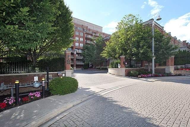 Unit 426 — 20 Burkebrook Pl, Toronto - Bridle Path-Sunnybrook-York Mills image-0-0