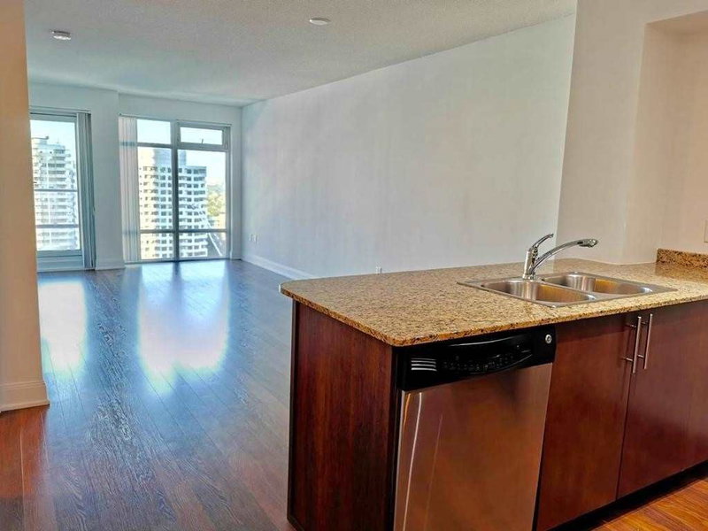 2812 - 2191 Yonge St, Toronto, M4S3H8 | Image 2