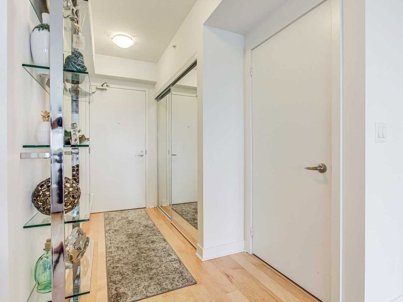 1211 - 58 Orchard View Blvd, Toronto, M4R 0A2 | Image 3