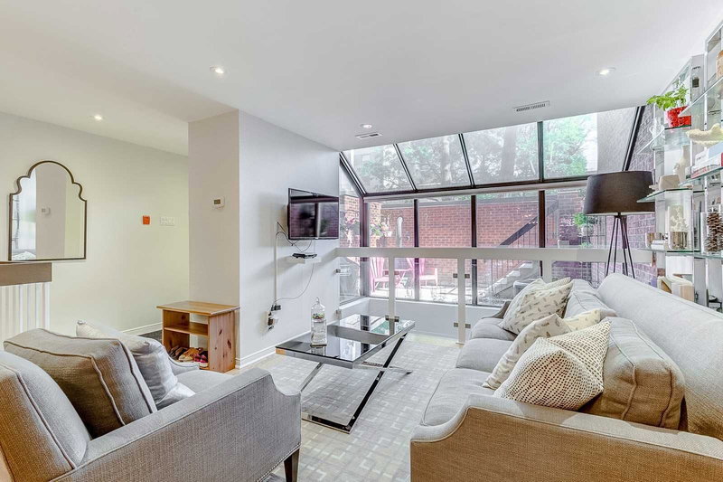 A5 - 142 Pears Ave, Toronto, M5R1T2 | Image 3