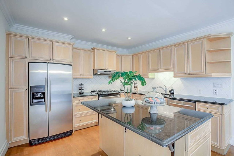 232 Snowdon Ave, Toronto, M4N2B3 | Image 3