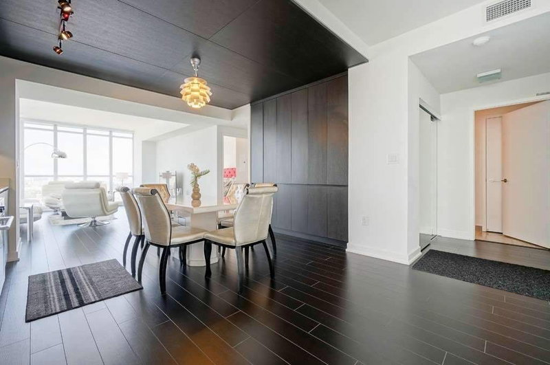 2101 - 10 Capreol Crt, Toronto, M5V4B3 | Image 2