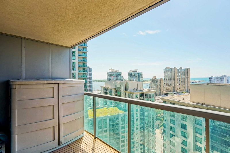 2311 - 30 Grand Trunk Cres, Toronto, M5J3A4 | Image 3