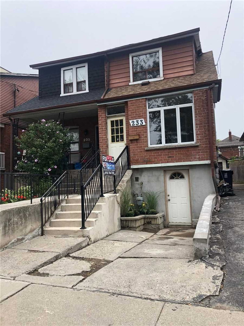 233 Atlas Ave, Toronto, M6C3P6 | Image 2