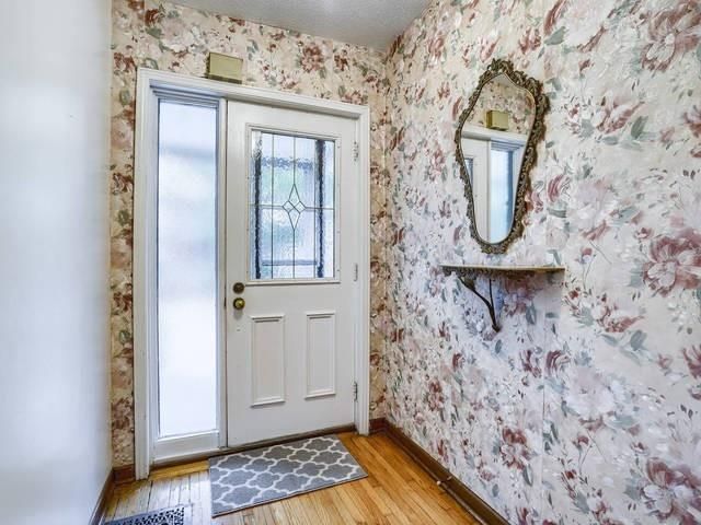 209 Robina Ave, Toronto, M6C3Y9 | Image 2