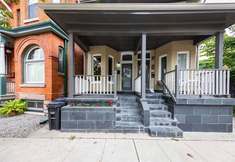 95 Walnut Ave, Toronto, M5V2S1 | Image 2