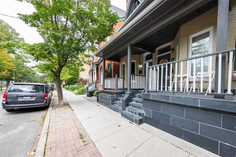 95 Walnut Ave, Toronto, M5V2S1 | Image 3