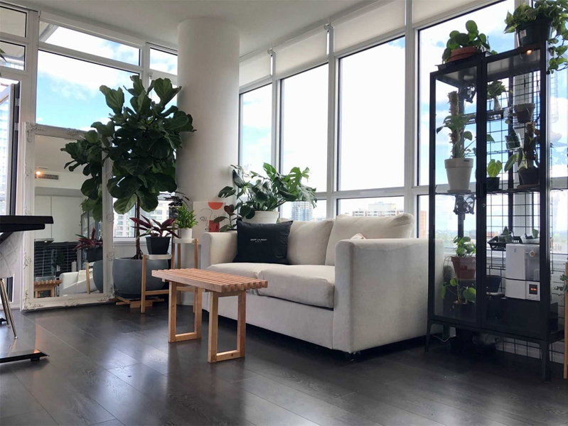 Room1