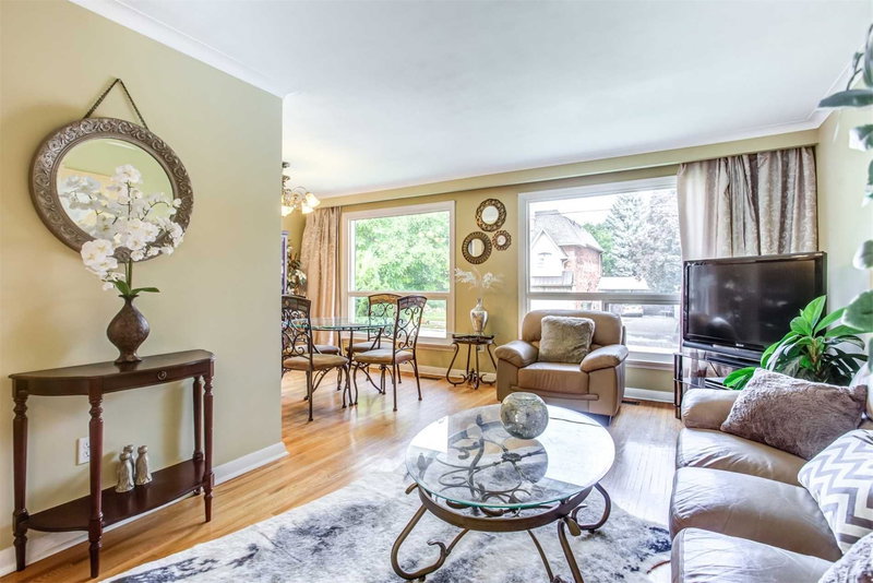 109 Goulding Ave, Toronto, M2M1L3 | Image 3
