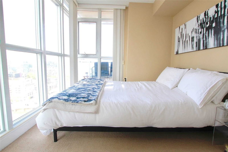 Room1