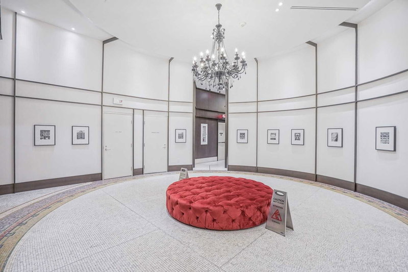 4404 - 197 Yonge St E, Toronto, M5B1M4 | Image 3