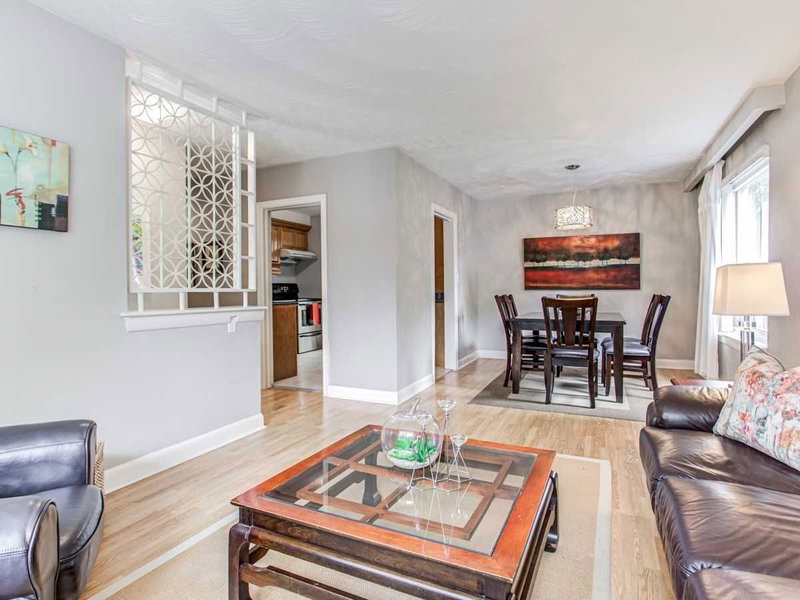 44 Addison Cres, Toronto, M3B1K8 | Image 3