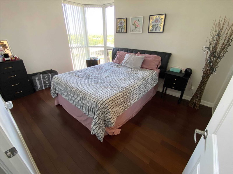 903 - 5791 Yonge St, Toronto, M2M3T9 | Image 2