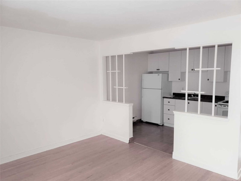 Room1