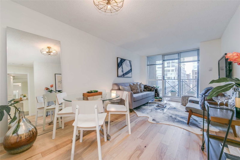 702 - 140 Simcoe St, Toronto, M5H4E9 | Image 3