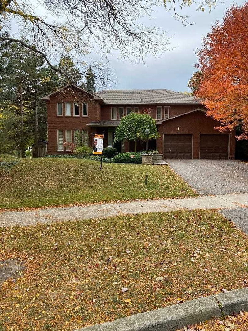 27 Penwood Cres, Toronto, M3B3B1 | Image 3