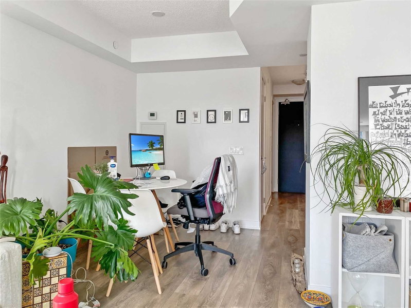 Room2