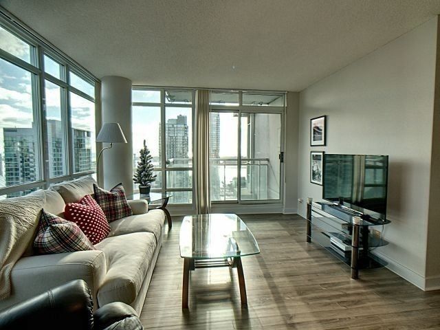 3710 - 397 Front St W, Toronto, M5V3S1 | Image 3