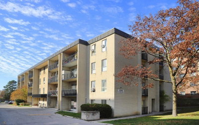Condo sold at 301-1690 Victoria Park Avenue, Toronto, Ontario, M1R1R1 - Victoria Village - MLS: C4985901