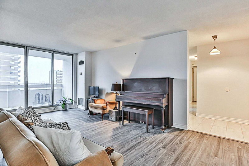 1204 - 205 Hilda Ave, Toronto, M2M4B1 | Image 3